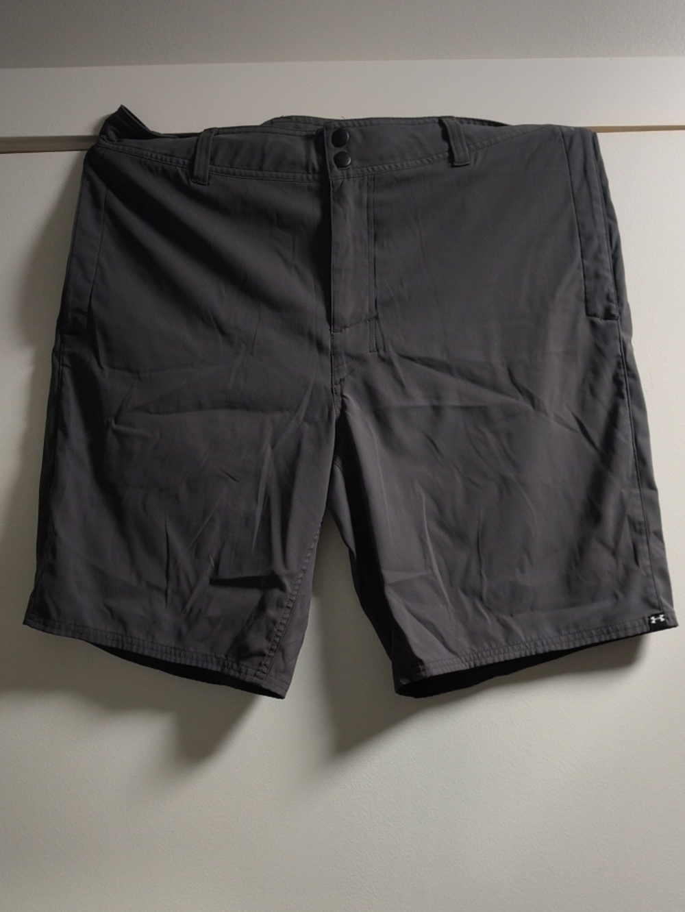 Under Armour Men's Casual Performance Shorts - Charcoal. 36
